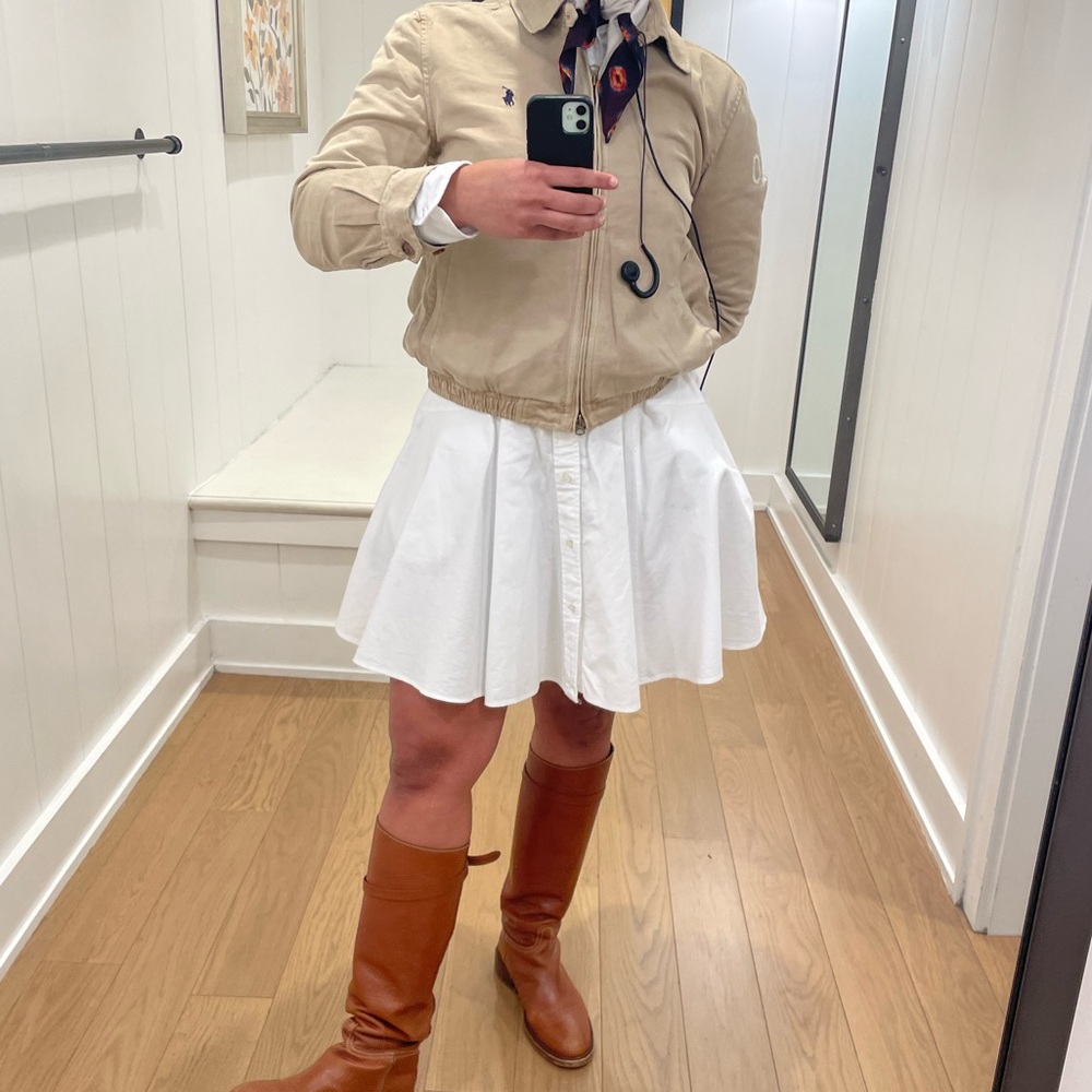 Meet your Posher, Kiya!